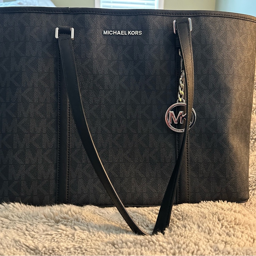 Michael Kors Signature Black Tote